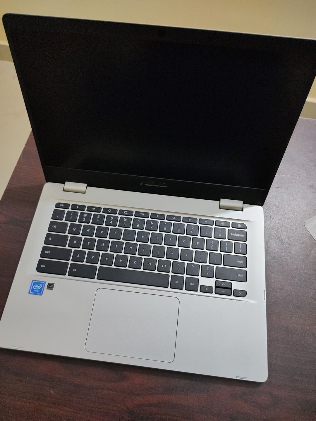 Got the New Asus Chromebook C423N